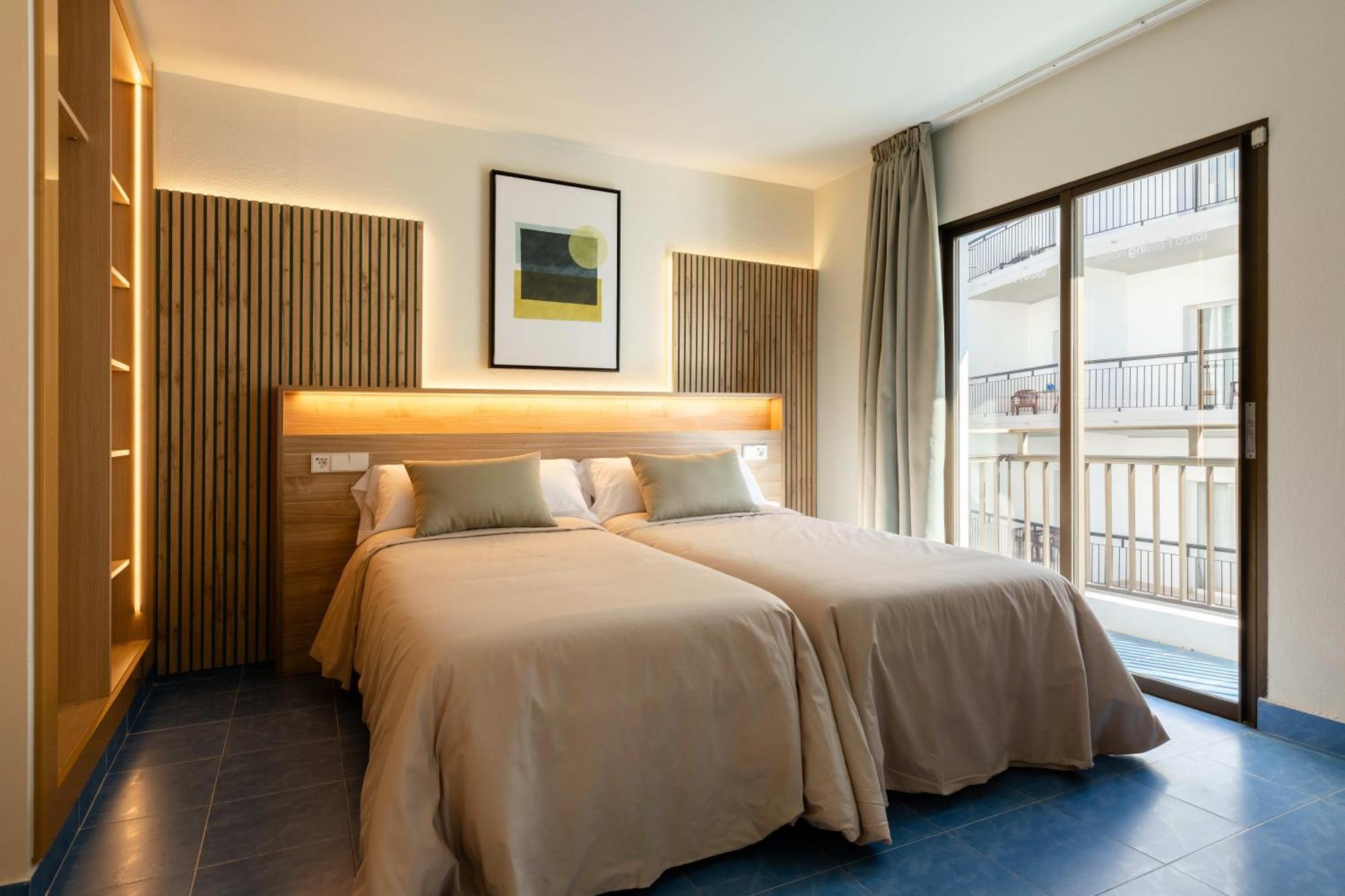 Sant Antoni de Portmany The Blue Apartments - Adults Only מראה חיצוני תמונה